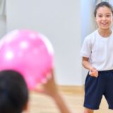 習い事にいる迷惑な子への対処法と保護者の相談手順を解説