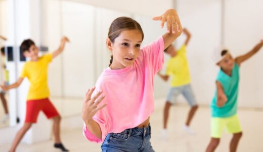 ダンスを辞める時にお礼は必要？先生や仲間に感謝を伝えるマナーとおすすめギフト