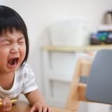 習い事に行きたくないと泣く子どもへの対処法｜泣く理由と親の正しい対応