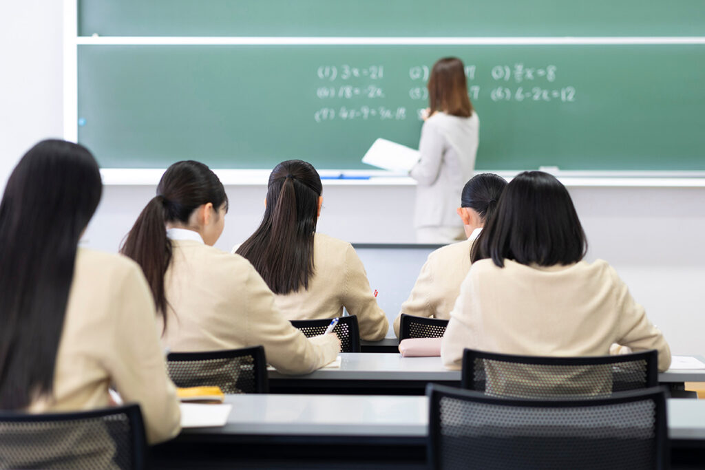 対面授業の方がいいと言われる理由のイメージ